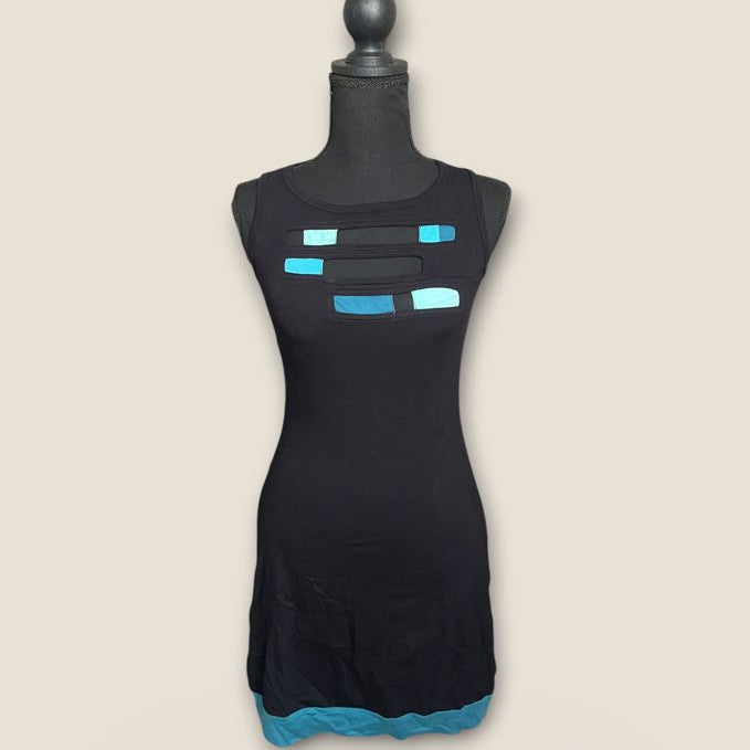 Cut outs details dress (xs-small)